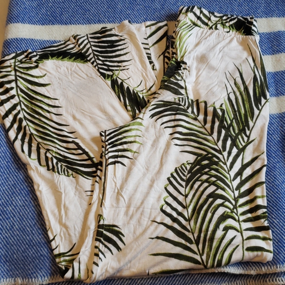 Pants - Picture 2 of 2